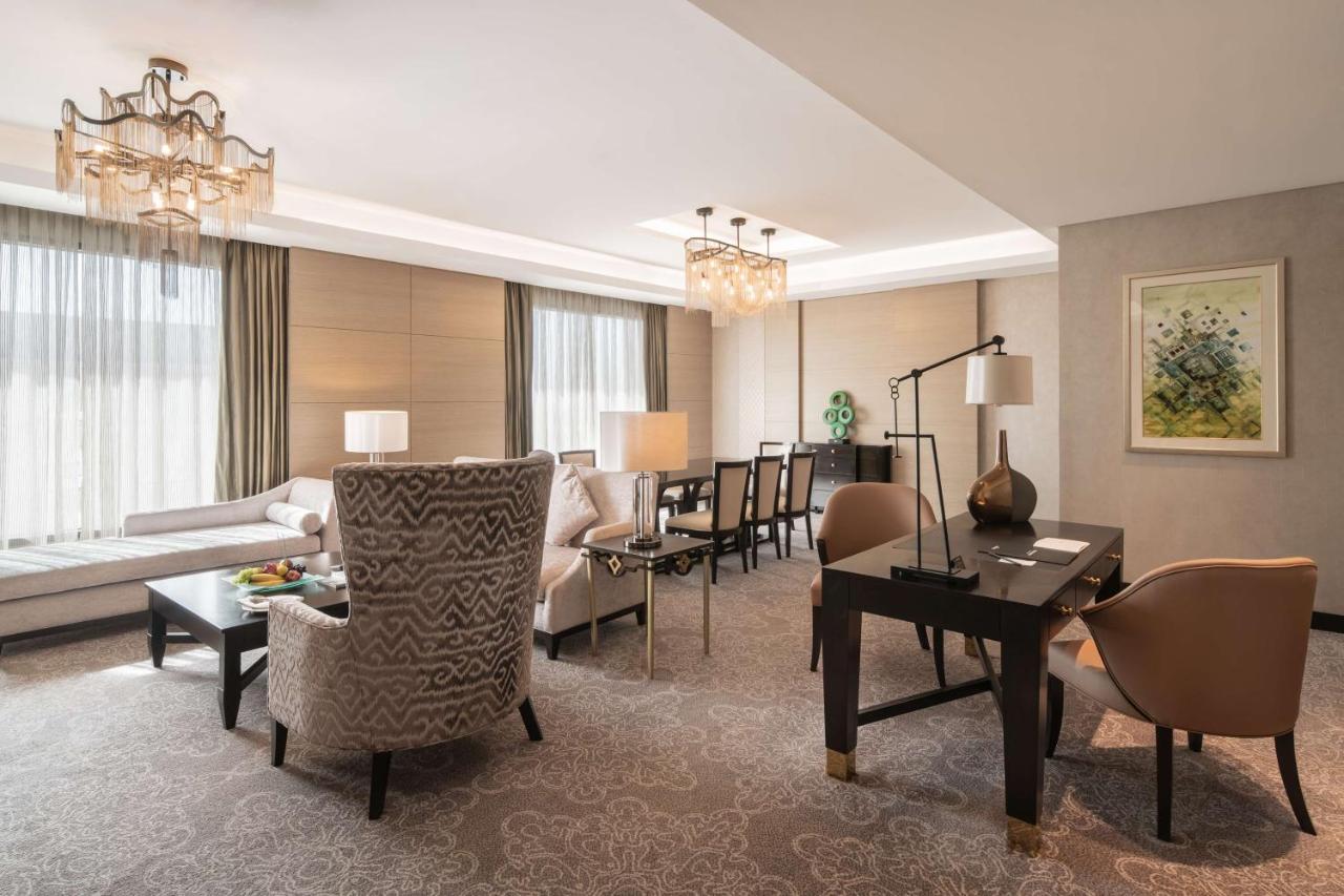 Radisson Collection Muscat, Hormuz Grand Hotel Exterior foto A suite at the hotel