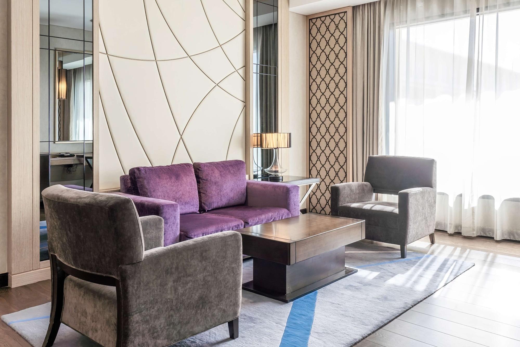 Radisson Collection Muscat, Hormuz Grand Hotel Exterior foto A suite at the hotel